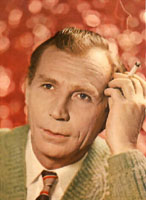 Иван  Лапиков