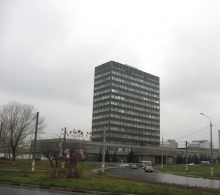 Ночью на комсомольской площади подожгли машину