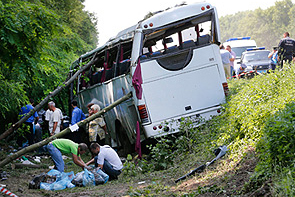 На водителя автобуса, разбившегося на Украине, завели уголовное дело.