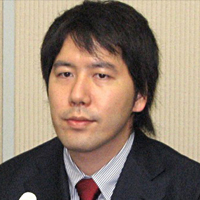 Йошикацу Танака.jpg