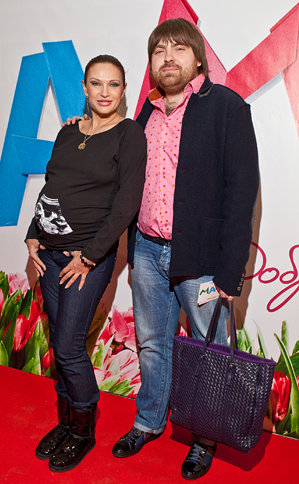 Отец ребенка - муж Эвелины Александр Семин.jpg