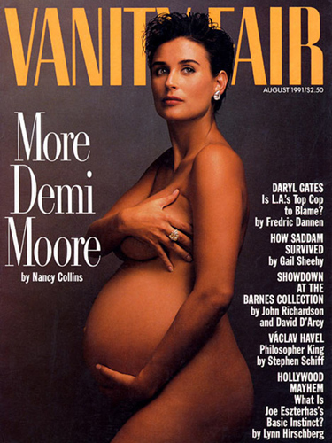 У истоков тренда «обнаженные беременные на обложках» стояла актриса Деми Мур.jpg