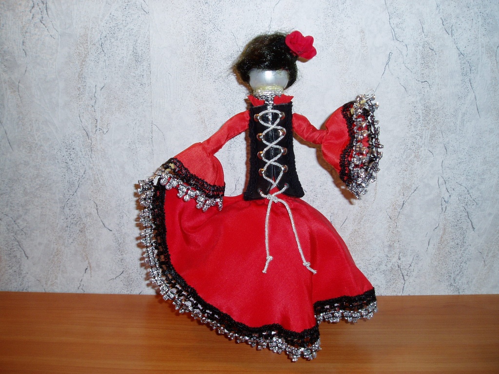 испанский национальный костюм.jpg