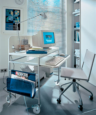 Домашний офис в голубых тонах.jpg