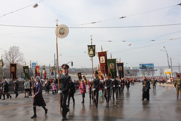 Священнослужители, сотрудники полиции.jpg