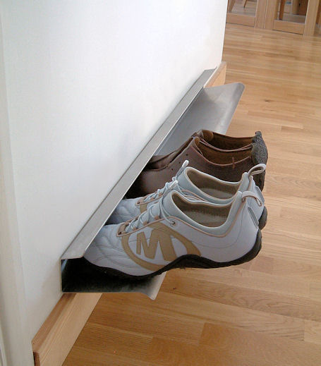 Интересная подставка под обувт