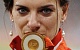 Новый мировой рекорд установила Елена Исинбаева, улучшив свои показатели на 1 сантиметр