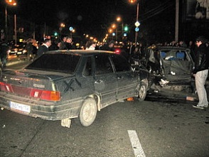 На проспекте Ленина ночью столкнулись 4 авто