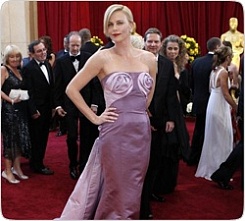 Странные наряды звёзд на премиях "Оскара" прошлых лет